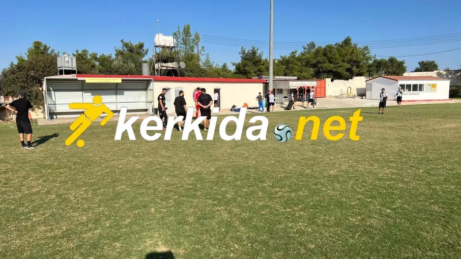 ΦΩΤΟΣ kerkida/Απούσα η Αστυνομία, δεν έγινε ο αγώνας στον Λυθροδόντα