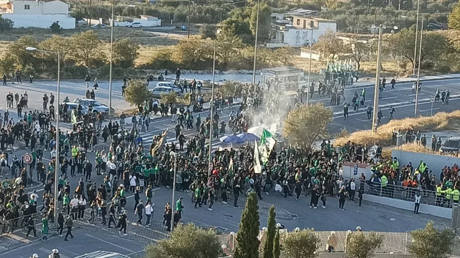 Παναθηναϊκός: Η άφιξη του κόσμου των πρασίνων στο Πανθεσσαλικό Στάδιο