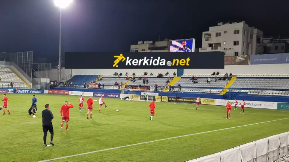 Η εντεκάδα της Νέας Σαλαμίνας / Δύο αλλαγές
