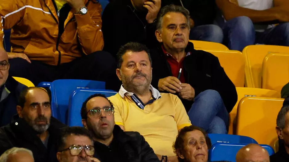 Τα βλέπει και ο Σόφο...