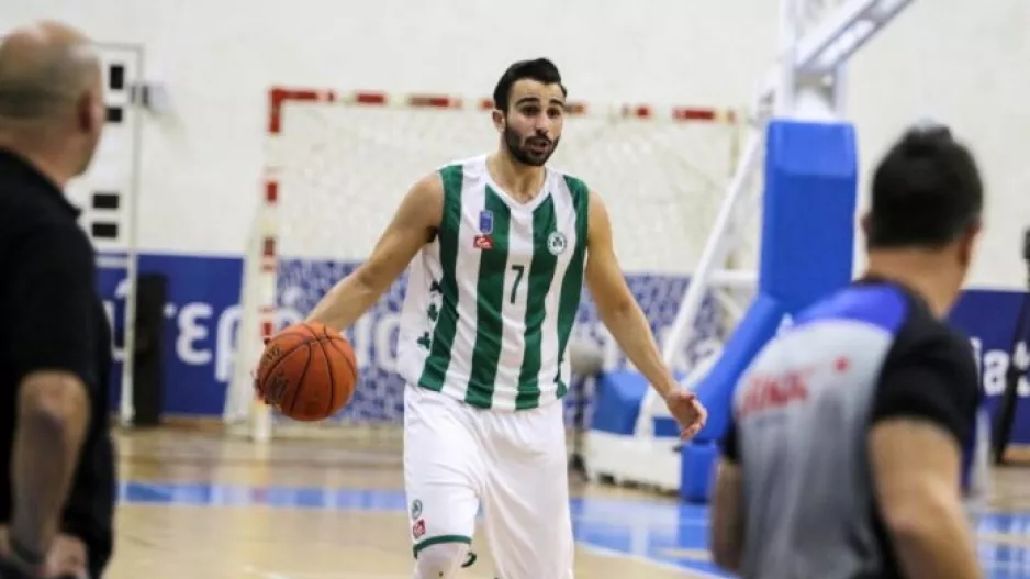 Από την Ομόνοια στην ΠΑΕΕΚ