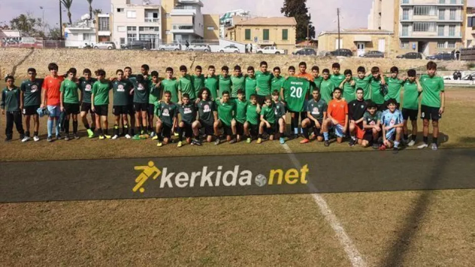 Όμορφη κίνηση από τα παιδιά της Ακαδημίας - Δίπλα στον Βαλάντη!