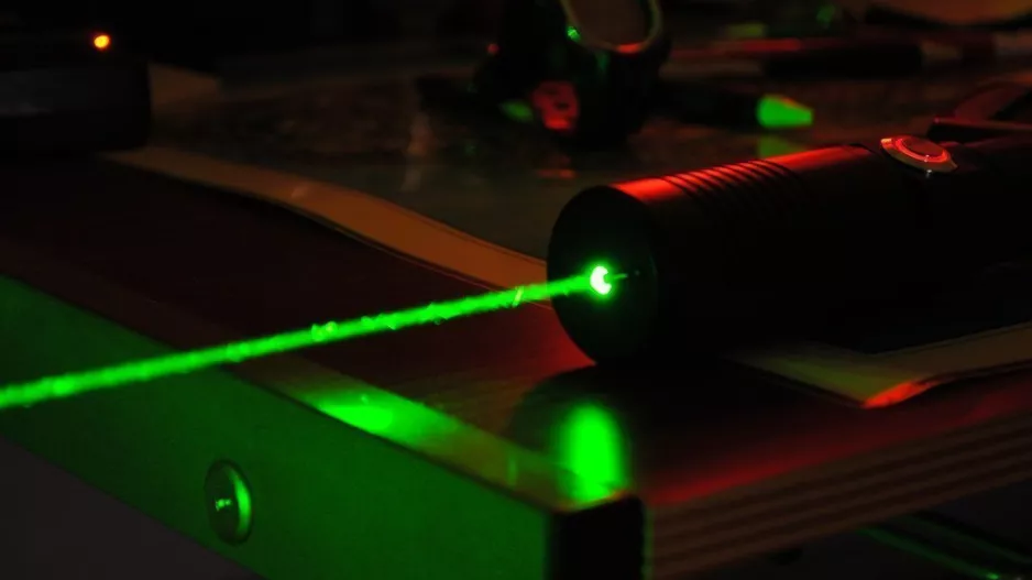 Συνελήφθη 23χρονος που σημάδευε παίκτες με laser