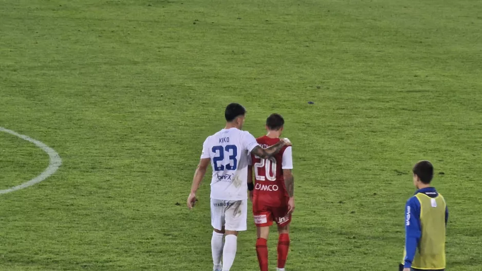 Στη... μέση η Ομόνοια