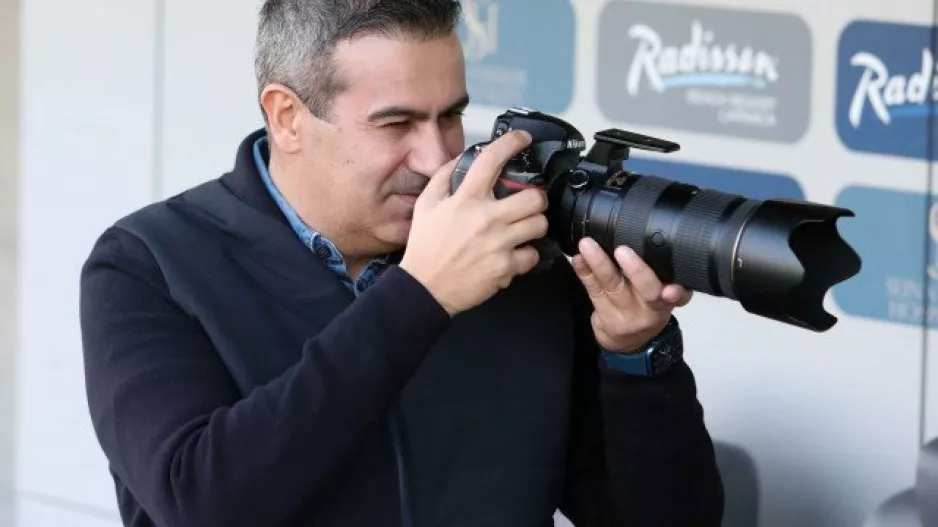 Πήρε... ΟΠΛΟ ο Πλουτής!