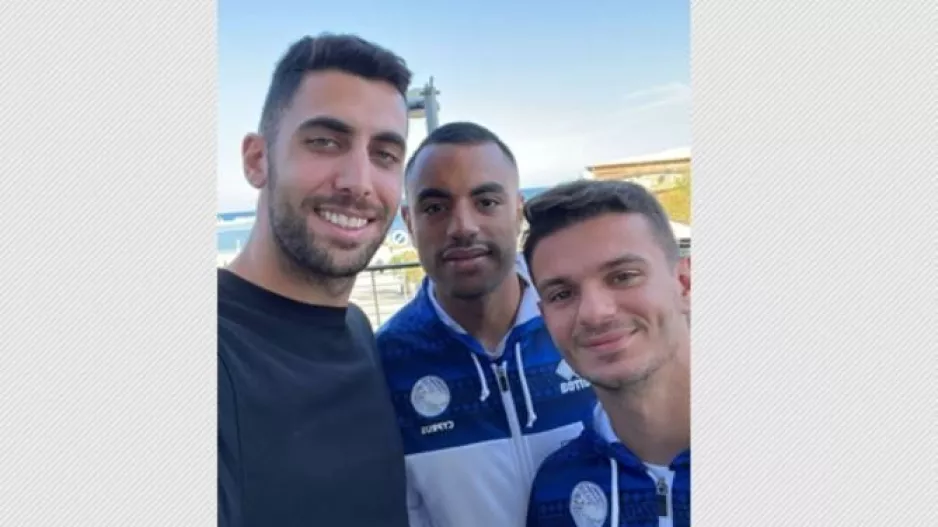 Συνάντηση... Ανορθωσιάτικη 