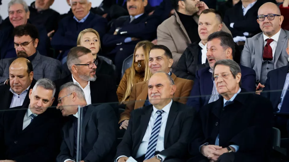 Έβαλαν στοίχημα;