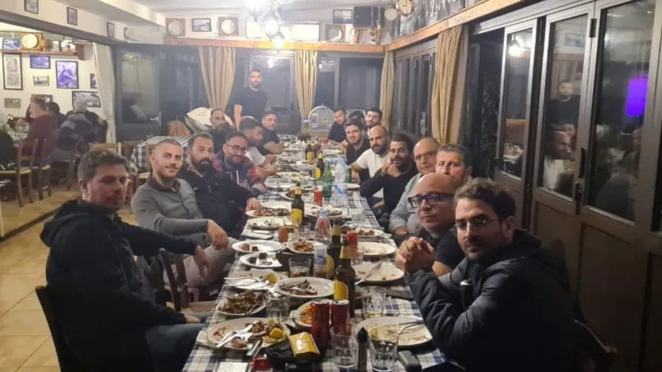 Ευχαριστίες... στην ταβέρνα "Ζήνων"