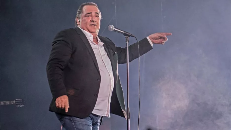 Ο Βασίλης Καρράς υποβλήθηκε σε σοβαρή χειρουργική επέμβαση
