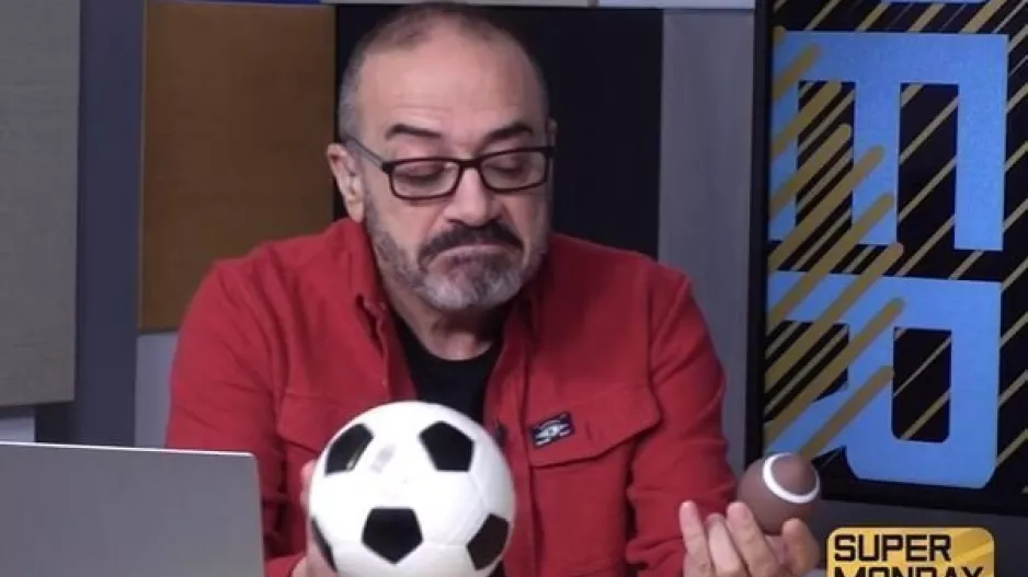Soccer ή football;
