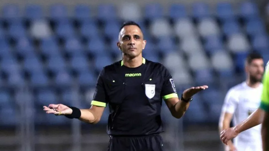 Περιμένει τους ορισμούς