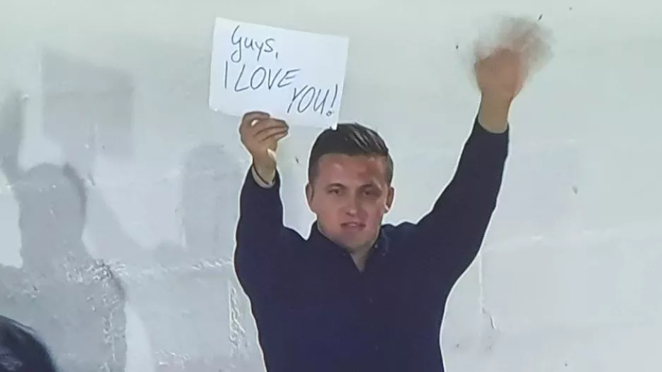 "Ραβασάκι"... με "Guys, I Love You" ο Σπιλέφσκι!