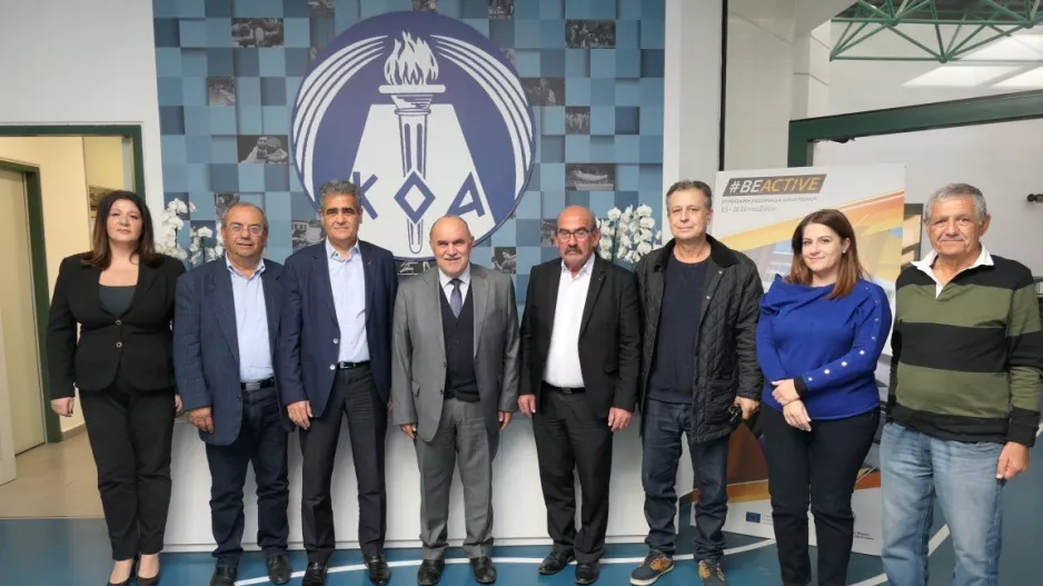 Συζήτηση στον ΚΟΑ με τον Δήμαρχο Αραδίππου για Περιφερειακό Γήπεδο