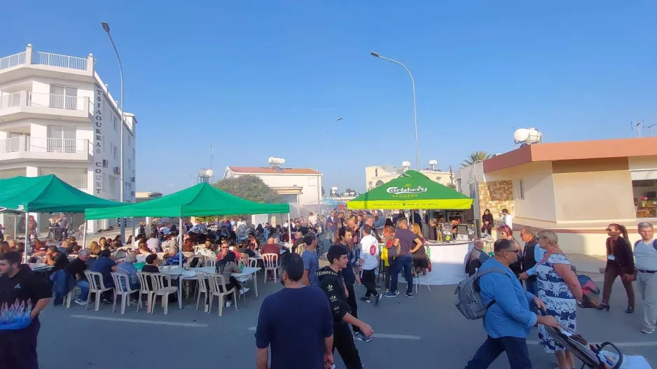 "Απλά υποκλινόμαστε και σας ευχαριστούμε!"