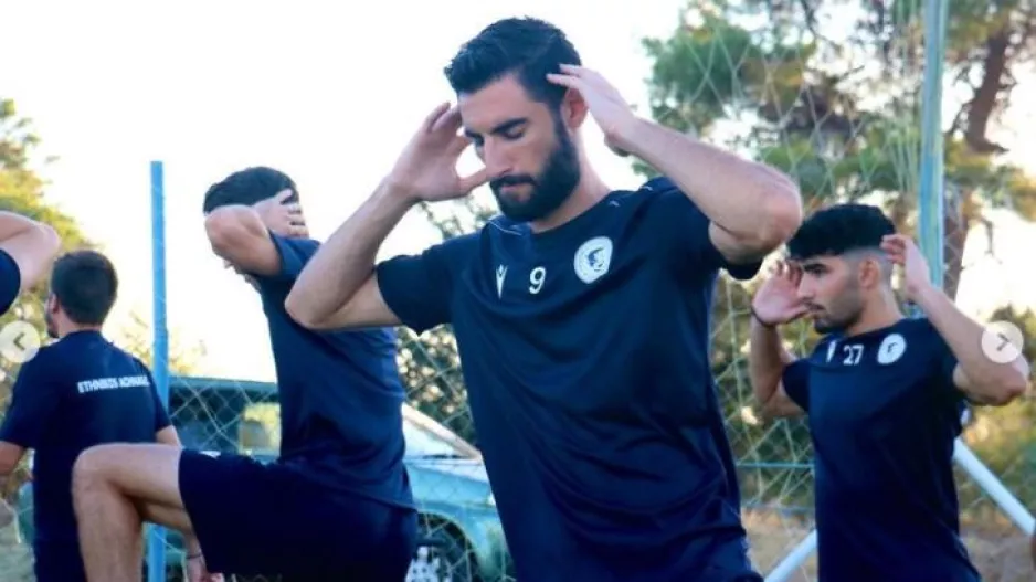Μένει ελεύθερος ο Ράνος και "παίζει" να παραμείνει Κύπρο