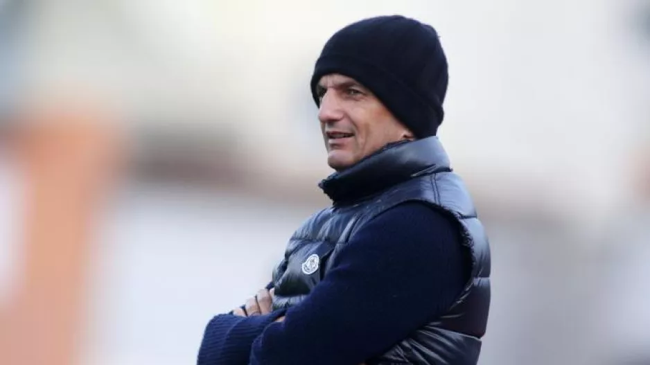 Λουτσέσκου σε μεγάλα κέφια - Οι ατάκες στις αποδοκιμασίες