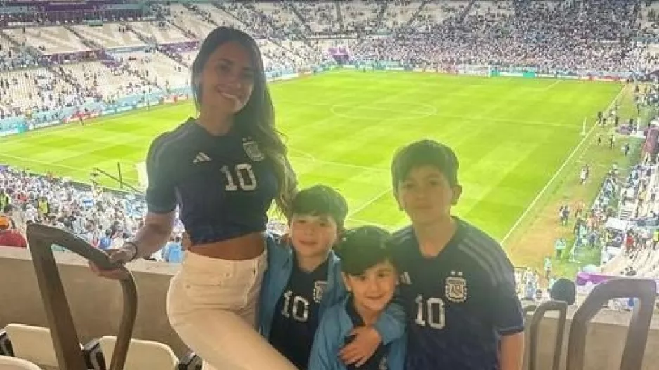 ΔΕΝ φεύγουν!