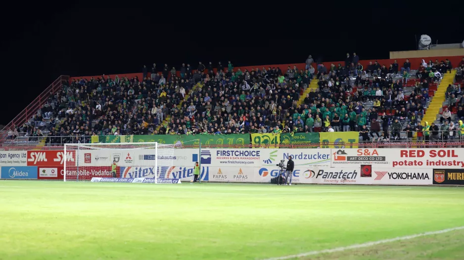 Κιτρινοπράσινο sold out