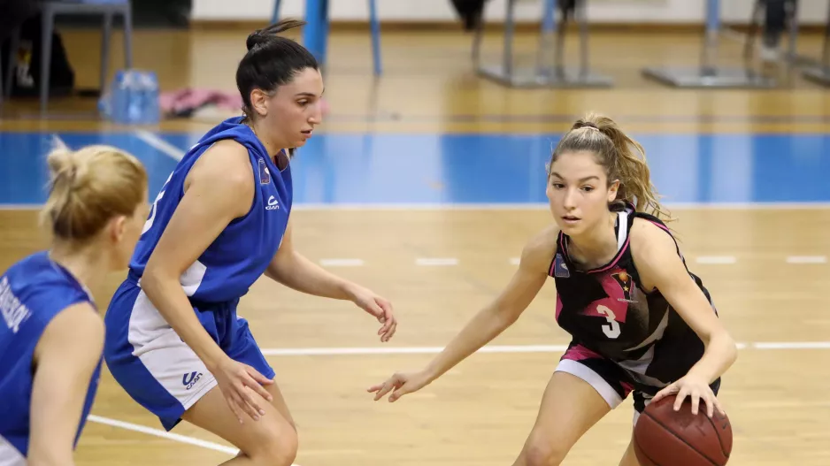 "Διπλό" για Youth Stars (φώτος)