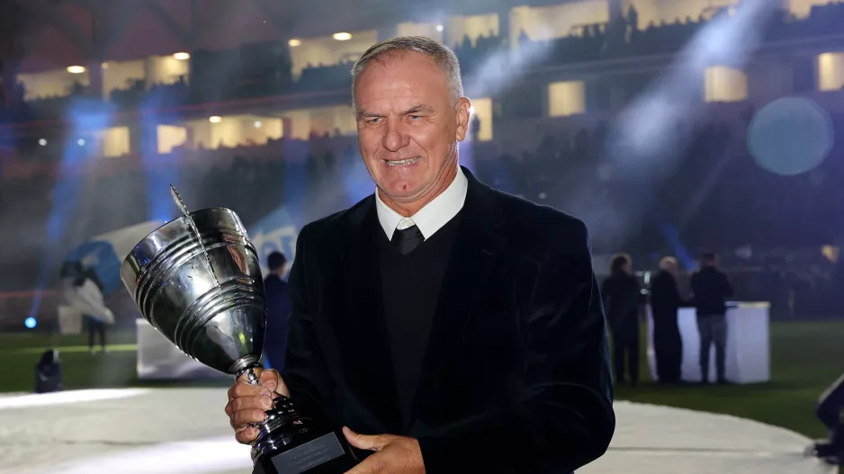 Ρε Μιλένκο!