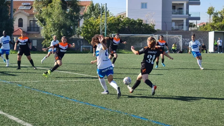 Άνετα... οι Apollon Ladies!