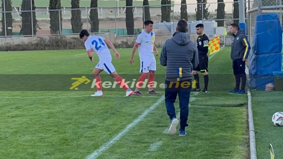 Επιστροφή μετά από 14 μήνες και χειροκρότημα από όλους! (Βίντεο)