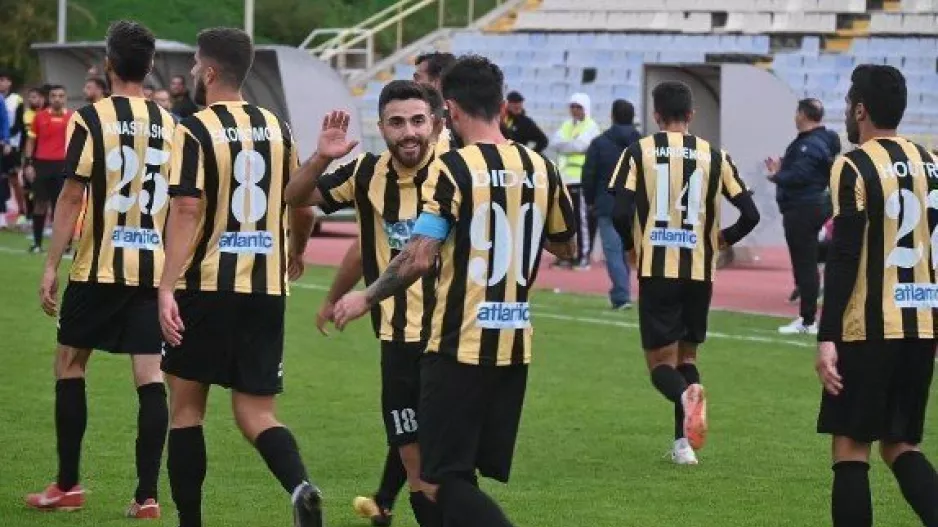 Συνεχίζει πρωτοπόρος και αήττητος!