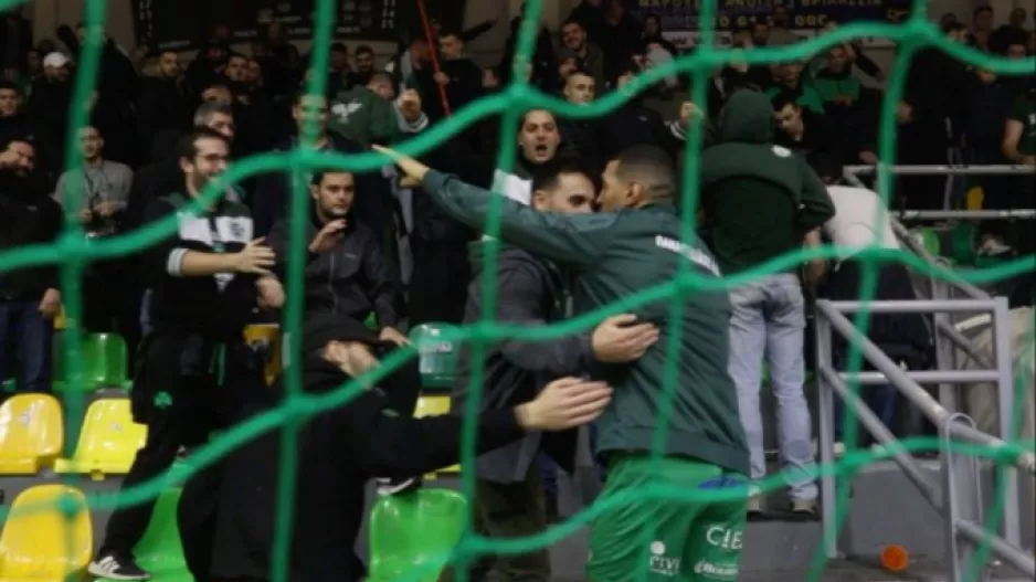 Ο Ερνάντεζ έγινε ξανά... ένα με τους οπαδούς του Παναθηναϊκού!