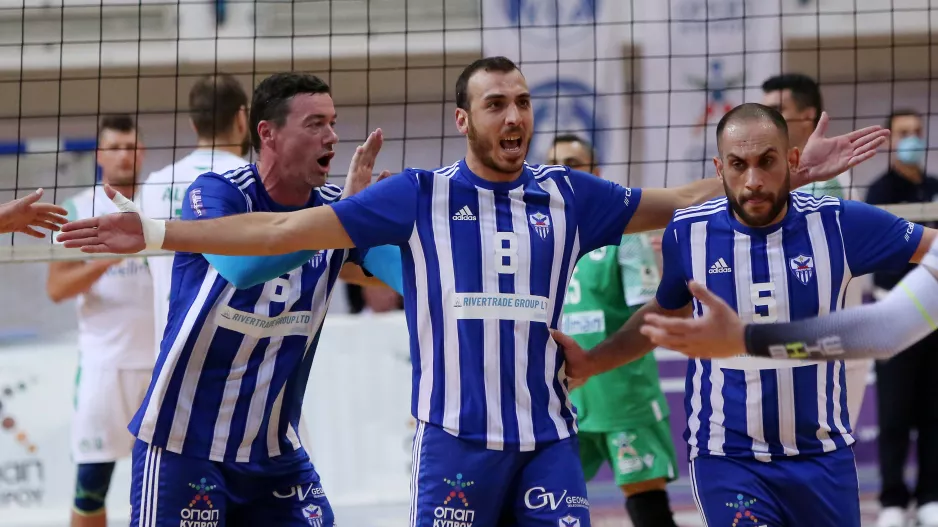 Ψυχωμένη η «Μεγάλη Κυρία» έκανε ανατροπή!