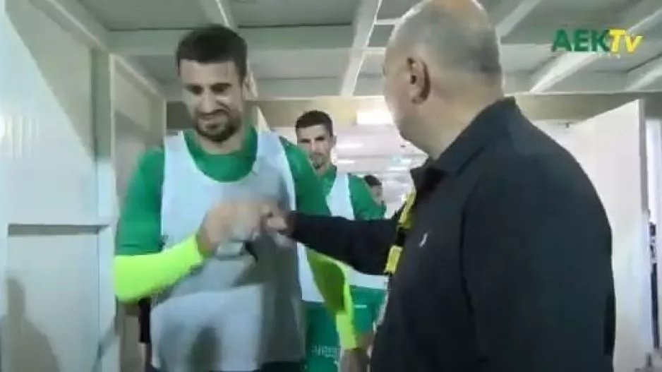 Οι "ντόπες" Καραπατάκη, το ξέσπασμα Όλτρα και τα "μπράβο" του Ρόκα 