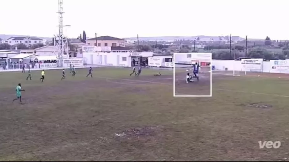 "Στο ίδιο έργο θεατές, ντροπή!" (βίντεο)