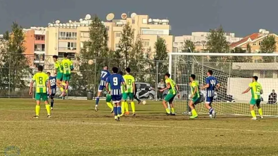 Nίκη για ΑΠΟΕΛ, ισόπαλη η ΑΕΚ (Νέοι)