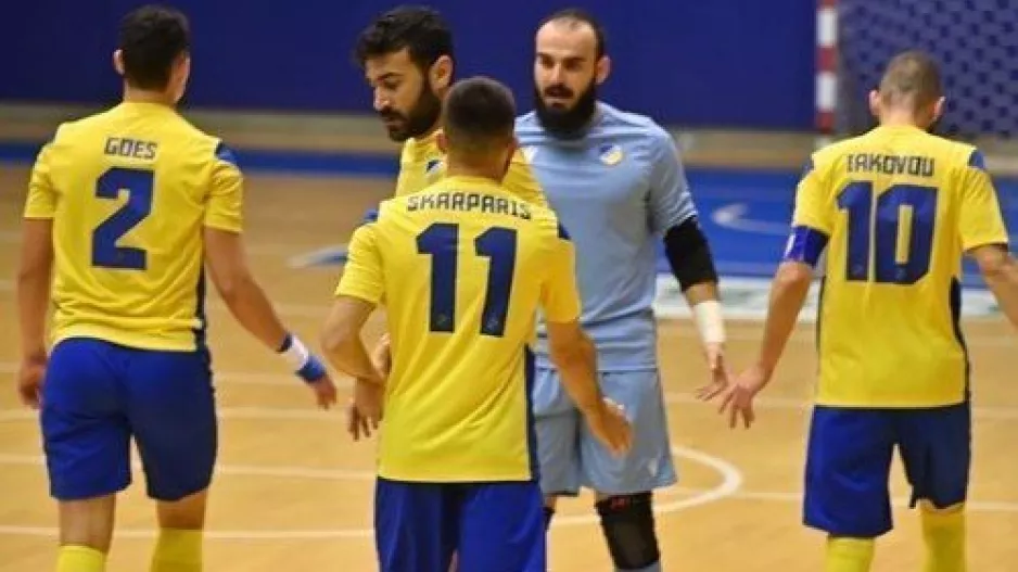 "Πεντάρα" και... τελικός για ΑΠΟΕΛ