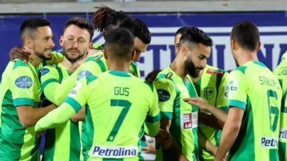 "Kτύπημα" Γκιούρτσο