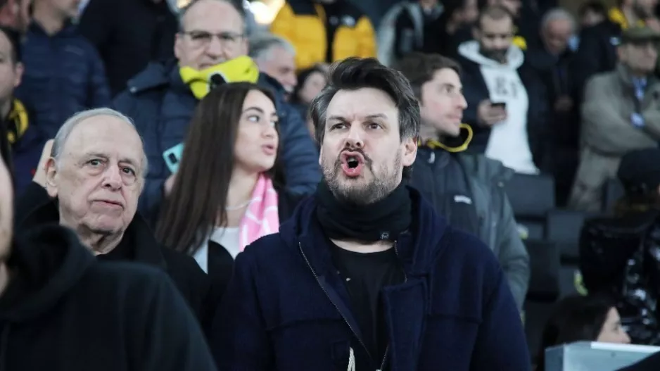 Εκλεκτές παρουσίες στις εξέδρες της OPAP Arena (φώτος)