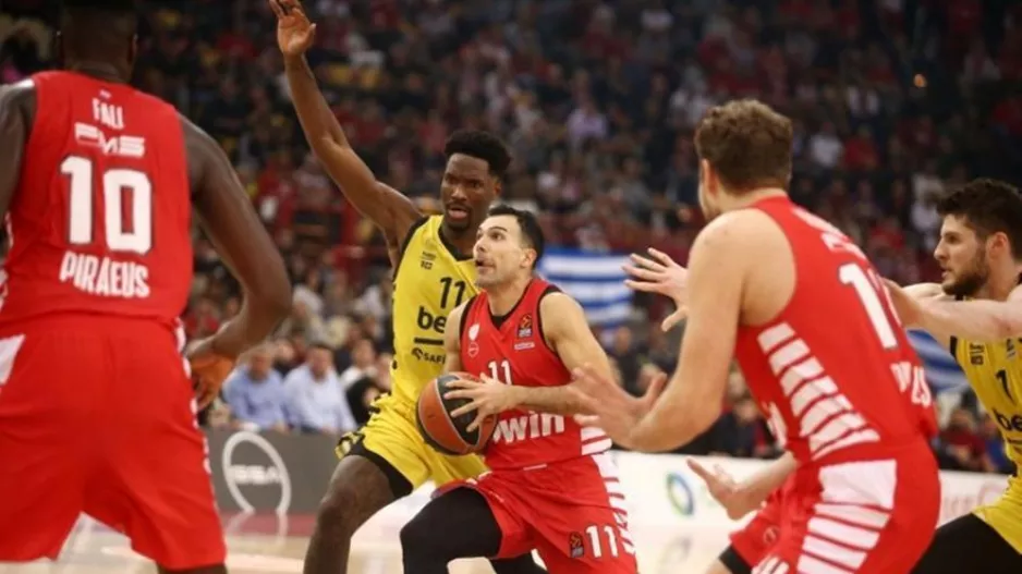 Δύσκολη έξοδος για το "διπλό" χωρίς τον Σλούκα