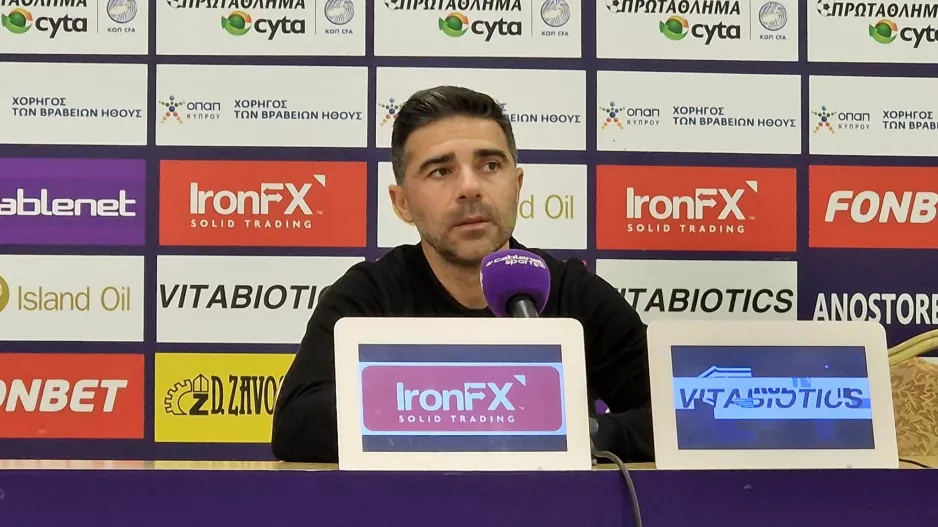 "Τιμά τους φίλους της Ανόρθωσης που μας χειροκρότησαν, ευχαριστούμε"