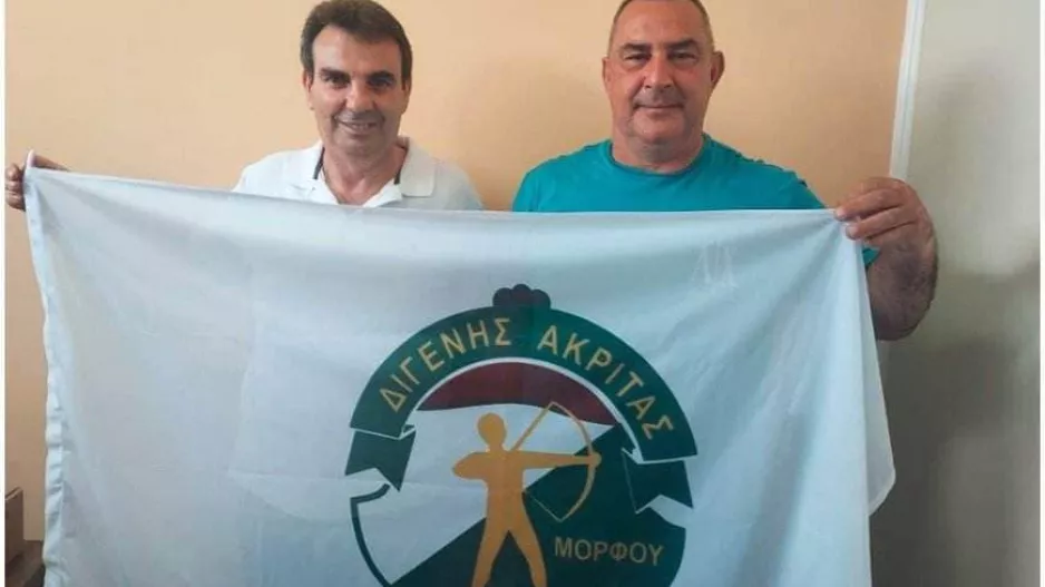 Ευχές στον Χριστινάκη 
