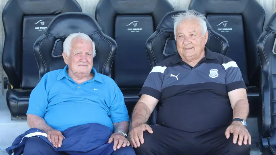 ΑΠΟΕΛ-Απόλλων... στον παράδεισο