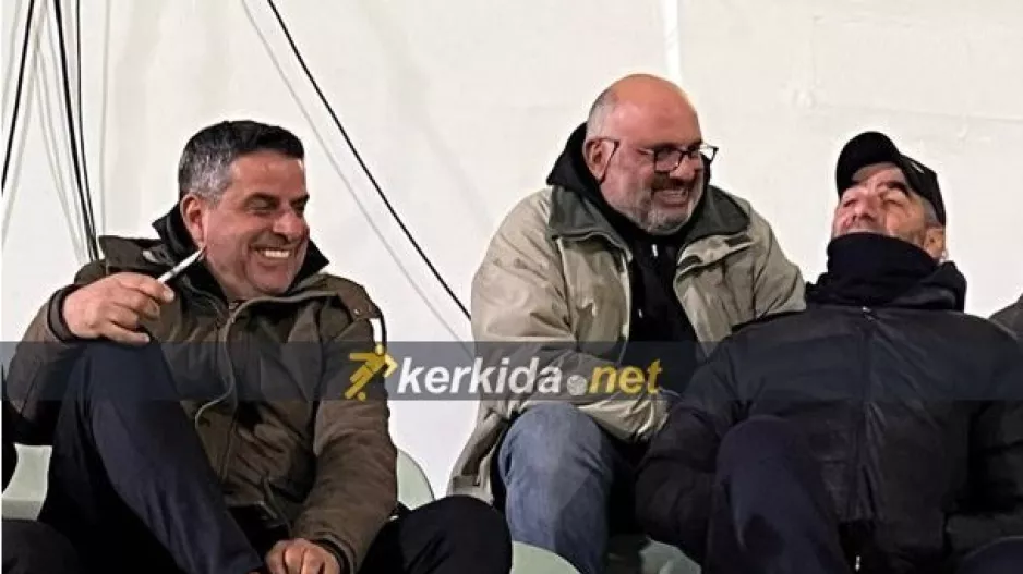 Για τις... πρώην/Πάμπος