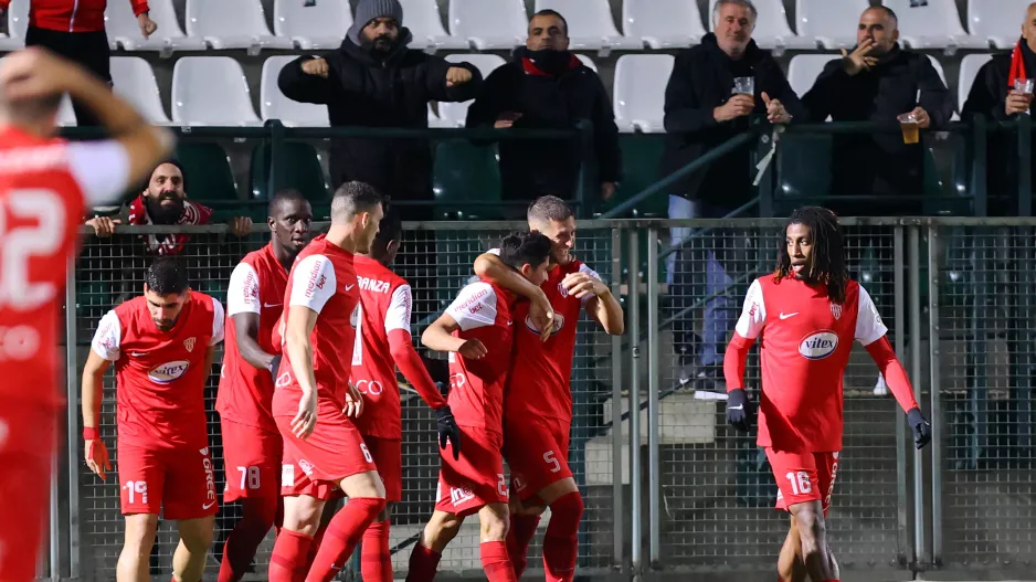 Δόξα-Νέα Σαλαμίνα: Zωντανή... για 6άδα με Σεργίου!