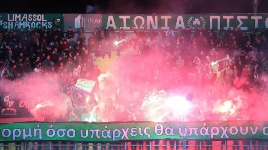 Κοντά στην ομάδα