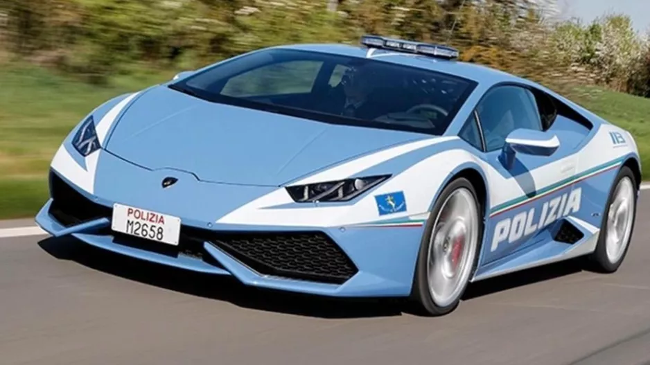 Η Lamborghini της ιταλικής αστυνομίας έσωσε μια ακόμη ζωή