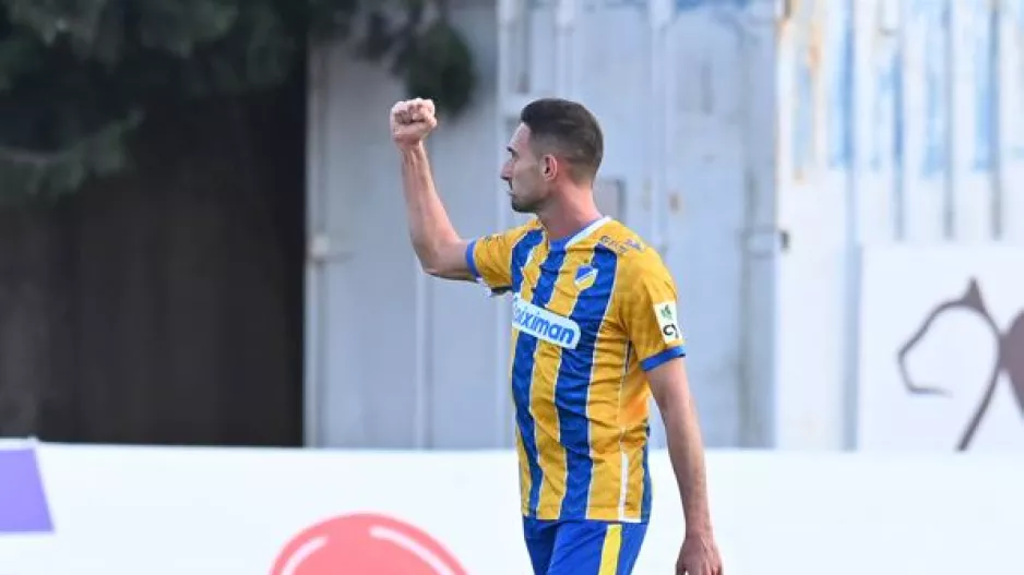 Μακέντα: "Ήρθα εδώ για να σκοράρω/Με νοοτροπία νικητή σε κάθε παιχνίδι"