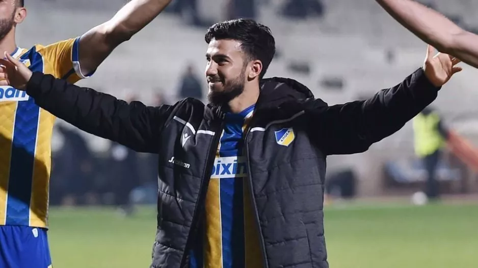 Κορυφαία ΦΩΤΟ με το παιδάκι του Βιγιαφάνες!