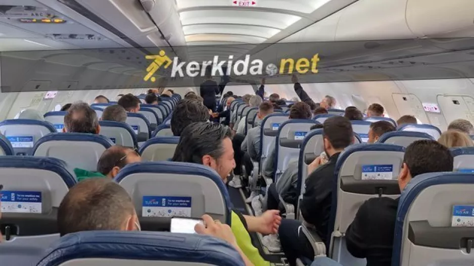 ΦΩΤΟΣ/Η ΑΕΚ πέταξε για την πρόκριση - Μαζί της το kerkida (φώτος)
