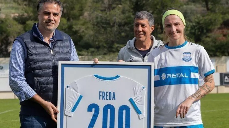 Τίμησαν... Freda (φώτος)