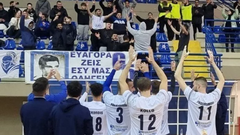 Πρόκριση για Παφιακό