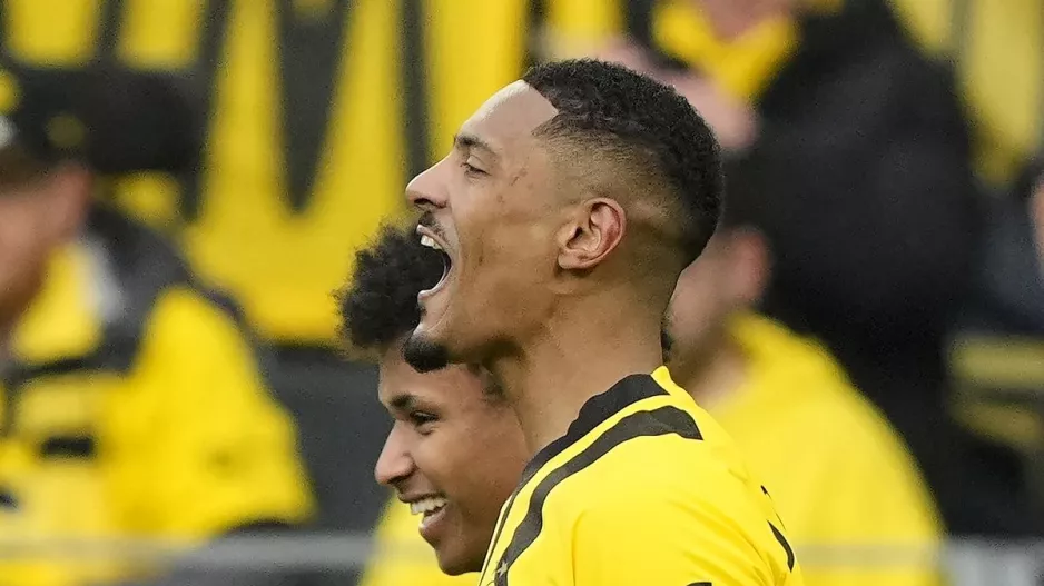 Bundesliga: Η Ντόρτμουντ έπιασε την Μπάγερν, η Ουνιόν πάτησε κορυφή