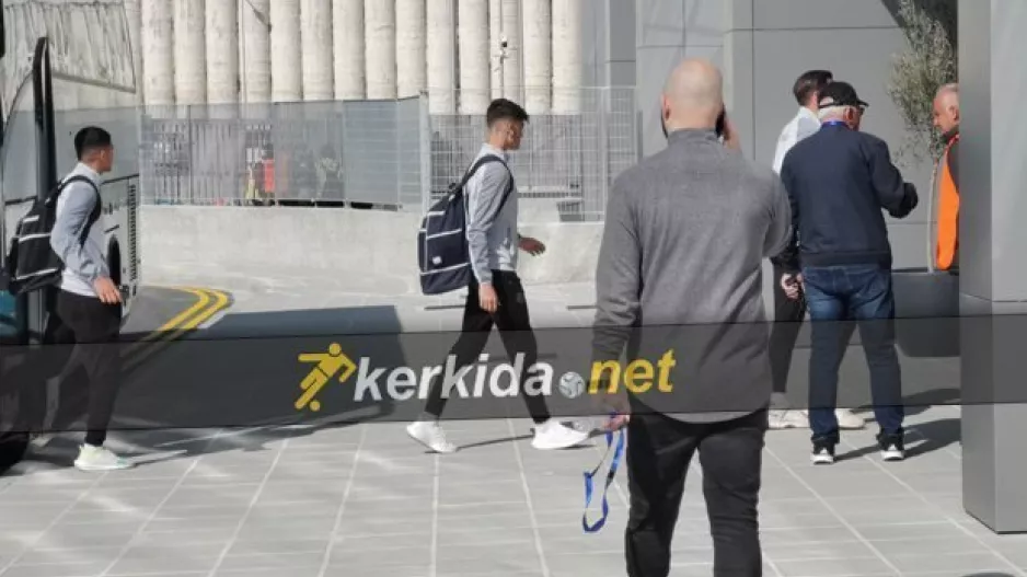 Βίντεο/Φωτορεπορτάζ από την άφιξη της ΑΕΛ